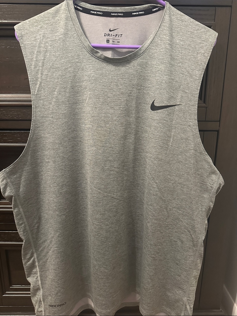 Nike Pro Men’s Gray Dri-FIT Sleeveless Training Tank